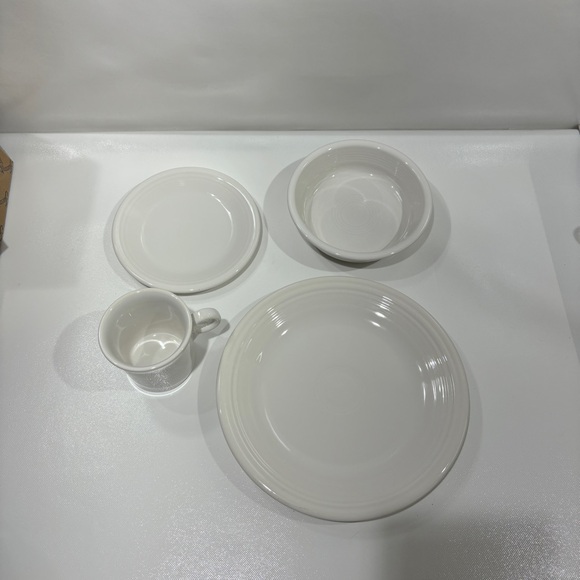 Fiesta Ware White Place Table Setting Coffee Mug Bowl Plate Dinner NWB - Picture 3 of 9